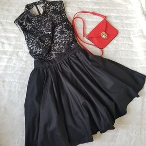 Black Lace Sleeveless Dress